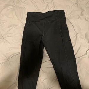 Victoria’s Secret sport leggings